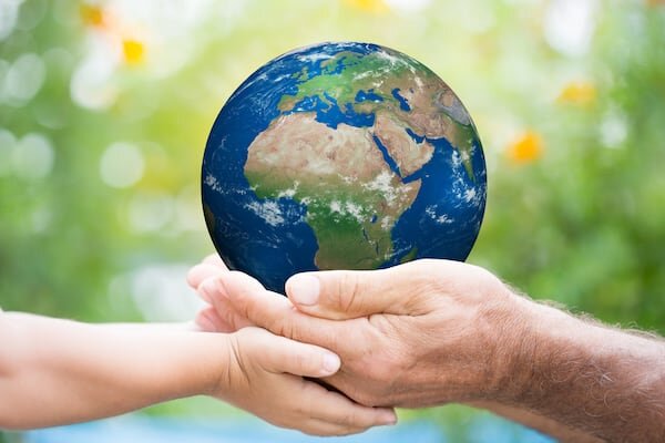 هفته زمین پاک در محیط زیستی‌ترین وسیله حمل‌ونقل عمومی