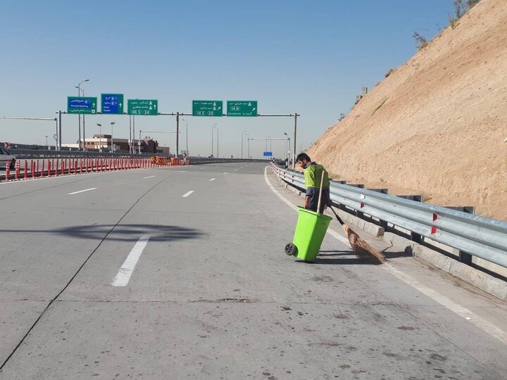 ️نظافت بیش از صد کیلومتر معابر منطقه ۲۲ به شکل روزانه