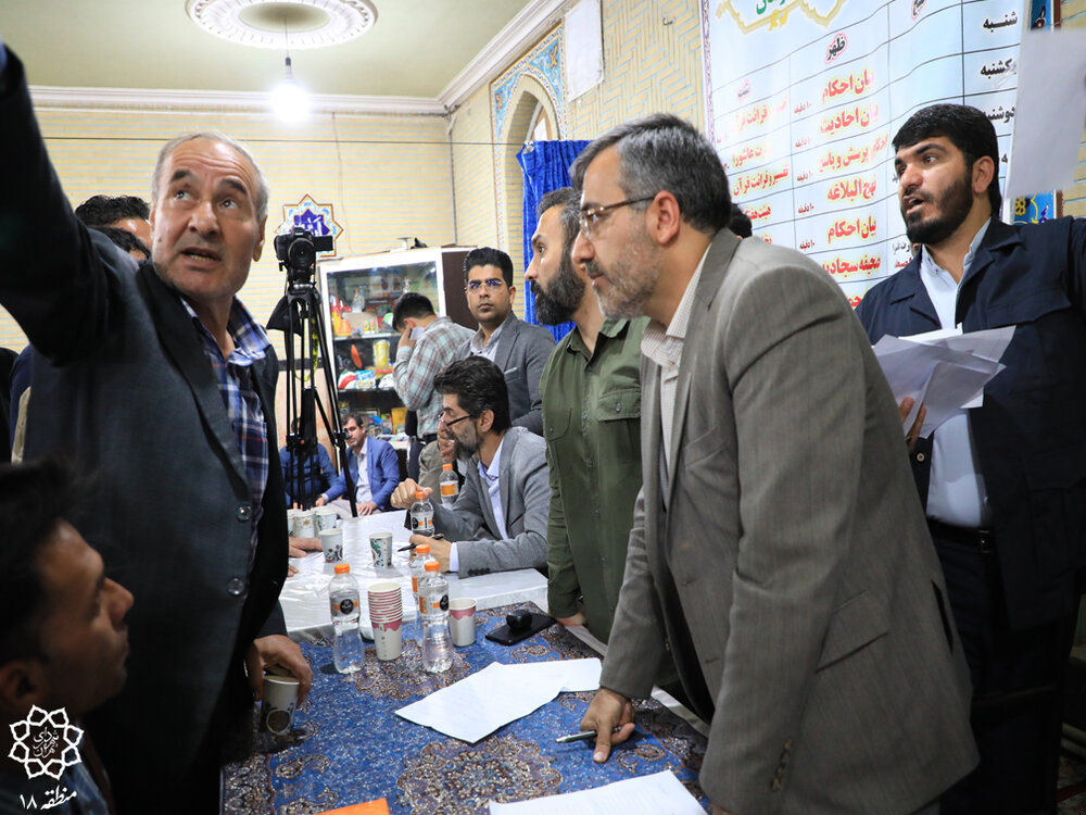 دیدار مردمی رئیس سازمان بازرسی و شهردار منطقه ۱۸ با شهروندان