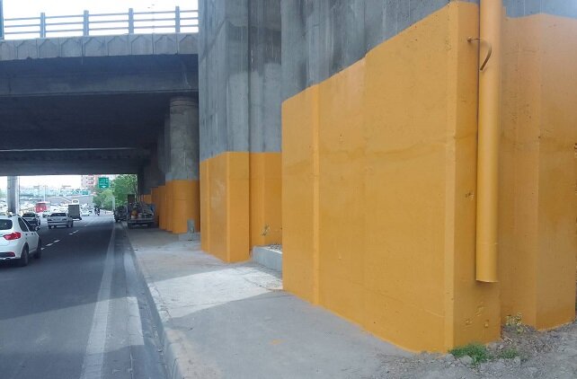 زیباسازی و نورآرائی یک هزار مترطول از زیرگذر بزرگراه امام علی (ع)