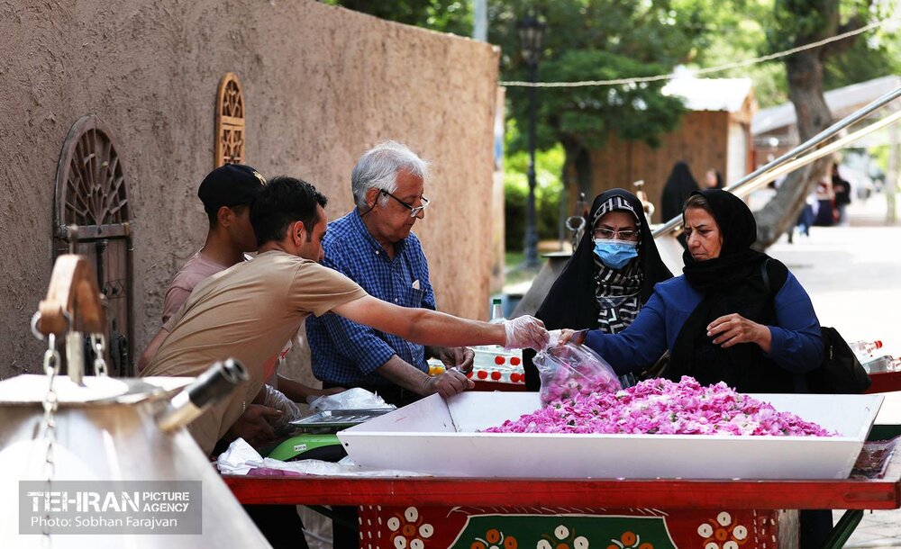 نوزدهمین جشنواره گل و گلاب تهران