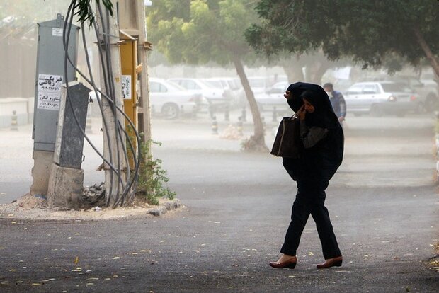 پیش‌بینی ‏وزش باد خیلی  شدید در تهران/ گردشگران چادر مسافرتی برپا نکنند