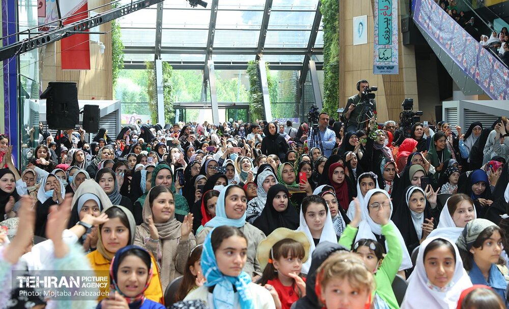 سیاست و بازاریابی