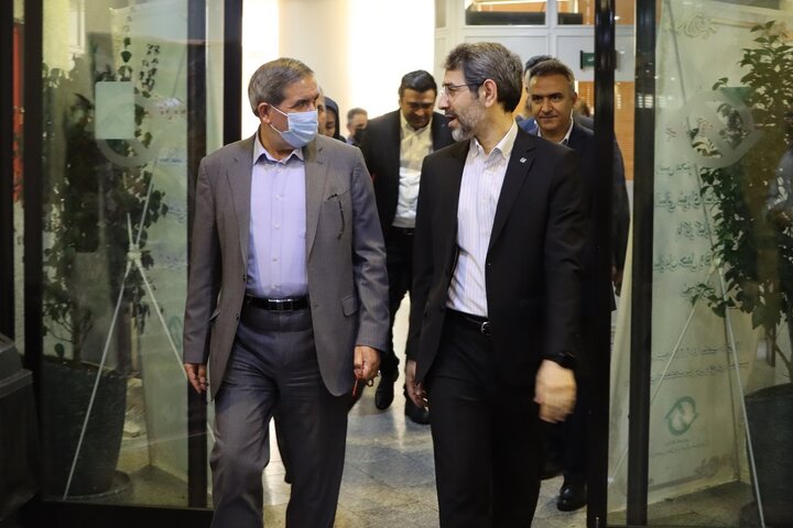 وظیفه داریم مسائل و مشکلات کارکنان شهرداری تهران را بدون واسطه بشنویم