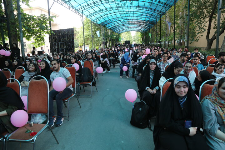 از برگزاری جشن تجلیل از دختران نخبه تا اجرای ویژه برنامه در میادین اصلی