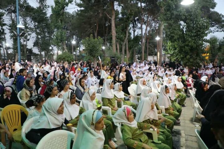 برپایی تورهای گردشگری و کارگاههای آموزشی و تفریحی ویژه دختران در منطقه 19