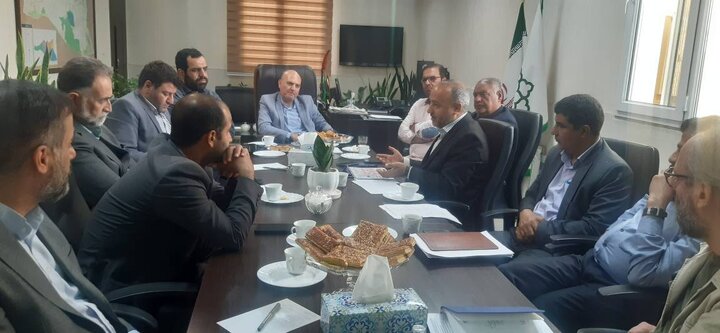 کنترل و نظارت شبانه بر عملکرد خودروهای جمع آوری پسماند در منطقه