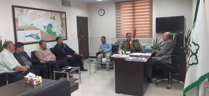  گشت و کنترل شبانه شهرداران شب بر عملکرد واحدهای خدمات شهری