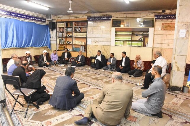 رسیدگی به امور محلات و مردم با محوریت مسجد