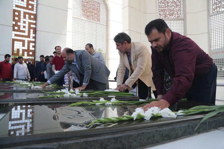 برگزاری مراسم غبارروبی از مزار شهدای گمنام در موزه ملی انقلاب اسلامی و دفاع مقدس
