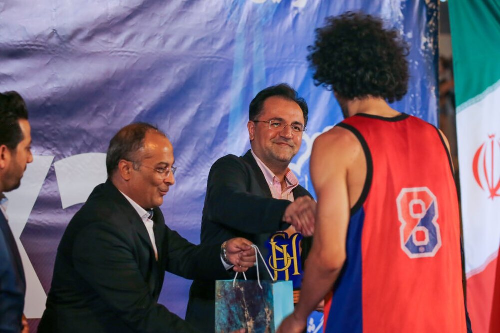 خط پایان مسابقات بسکتبال ۳ نفره در بوستان آب و آتش