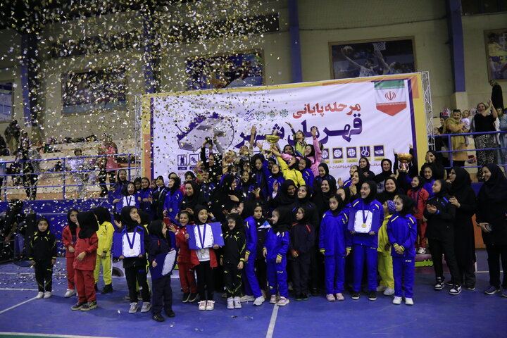 استقبال کم نظیر شهروندان تهرانی از رقابت های قهرمان شهر(2)