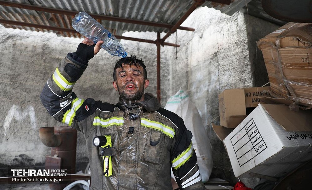 بنویسید آتشنشان؛ بخوانید، جانفشان