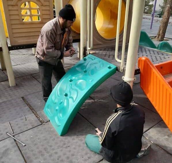 بهسازی و رفع نواقص ۶۴ بوستان در منطقه ۱۳