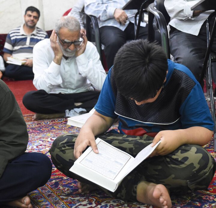 برپایی محفل انس با قرآن با حضور ۲۰۰ قاری منطقه ۱۴