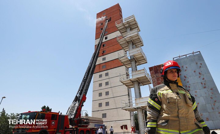 افتتاح دو ایستگاه‌ آتش‌نشانی و  بهره‌برداری از «برج شبیه‌ساز ۱۵ طبقه» 