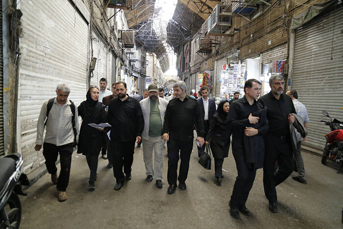 گزارش دفتر توسعه محلی بازار در صحن شورای شهر قرائت می‌شود