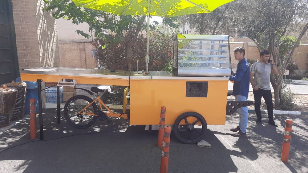 از تامین سوخت تا استقرار ون کافه