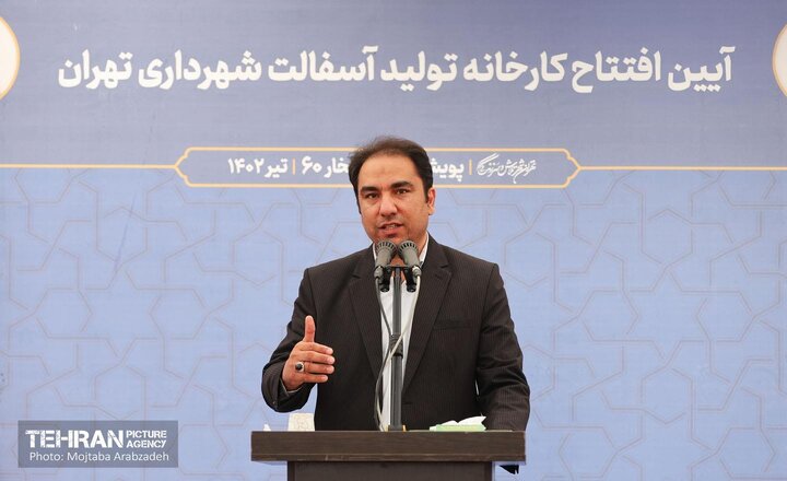 برای بهبود روکش معابر پایتخت بالغ بر ۱۰میلیون تن آسفالت کم داریم