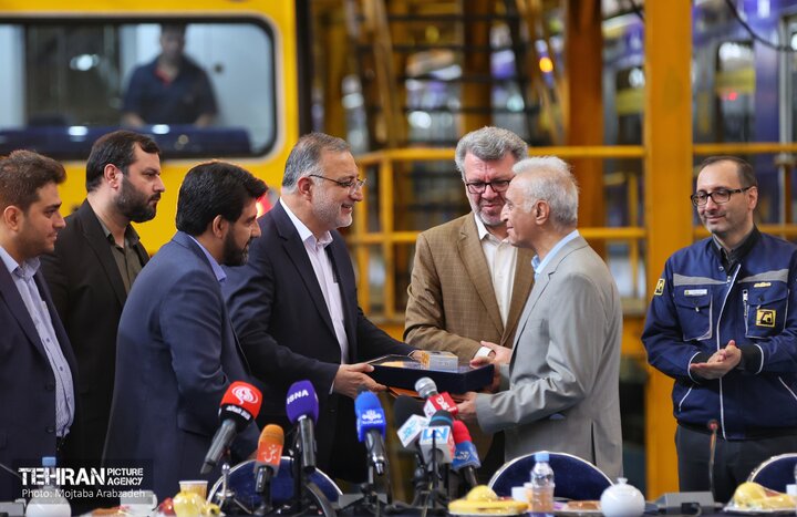 تجلیل از خبرنگار پیشکسوت حوزه شهری 