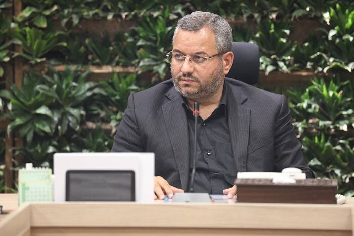 بررسی چگونگی ساماندهی دستفروشان محور ولیعصر(عج)