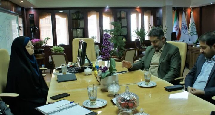 نشست مشترک ستاد معاینه فنی خودروهای تهران و موسسه آموزش عالی علمی کاربردی شهرداری تهران