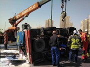 واژگونی خودروی حامل بنزین در بزرگراه یادگار امام