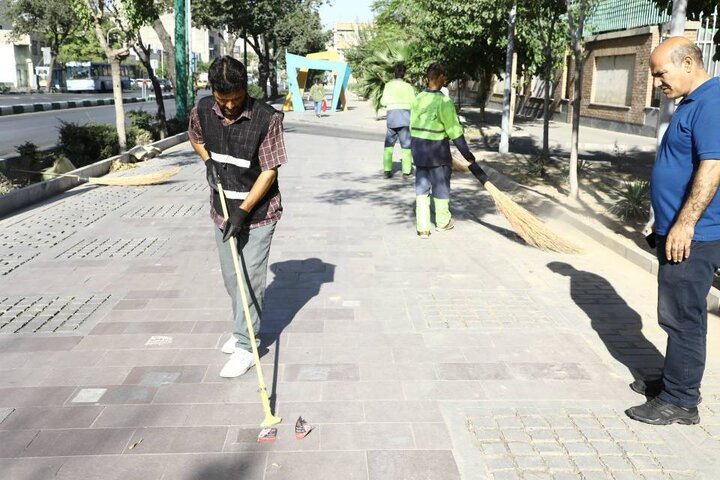 پاکسازی و ساماندهی بزرگراه شهید یاسینی و سه محور در نواحی چهارگانه منطقه۱۳