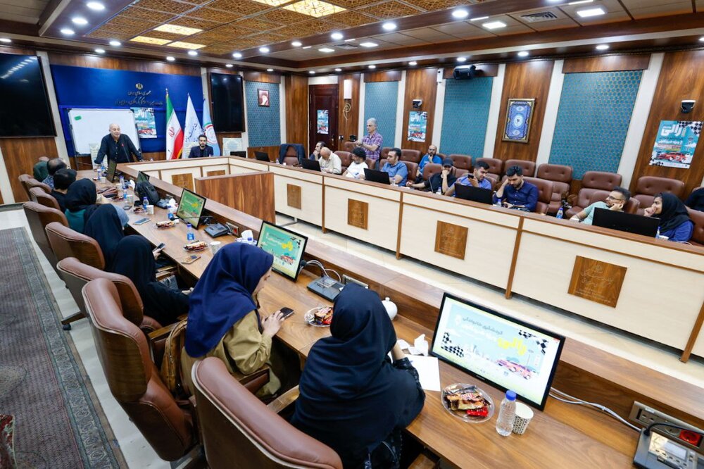 کلاس آموزش نقشهخوانی رالی خبرنگاران برگزار شد