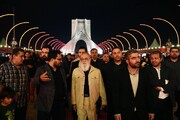 روزی در تهران گفتند پول برای پارچه سیاه نداشتیم اما امسال روح حسینی جامعه را فراگرفته است