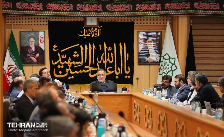 شهرداری تهران جهادی پای کار و رفع مشکلات است/ ضرورت توجه به امنیت روانی جامعه در انعکاس رویدادها 