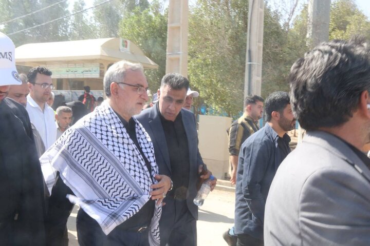 بازدید وزیر بهداشت از سایت شهرداری منطقه ۵ در مرز مهران