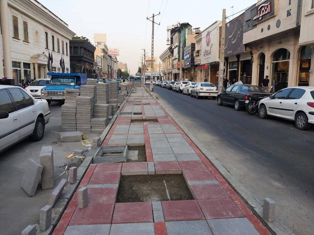 مراحل پایانی عملیات احداث تکمیل رفیوژ میانی خیابان یافت آباد