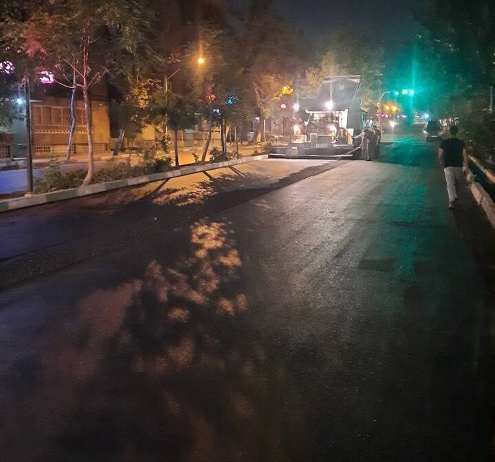 ۱۷۳۰۰ تن آسفالت ریزی در معابر مهم منطقه ۷ انجام شد