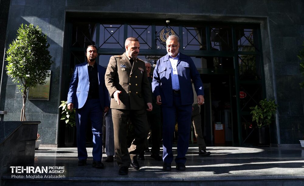 تفاهمنامه همکاری شهرداری تهران و وزارت دفاع تفاهمنامه همکاری شهرداری تهران و وزارت دفاع
