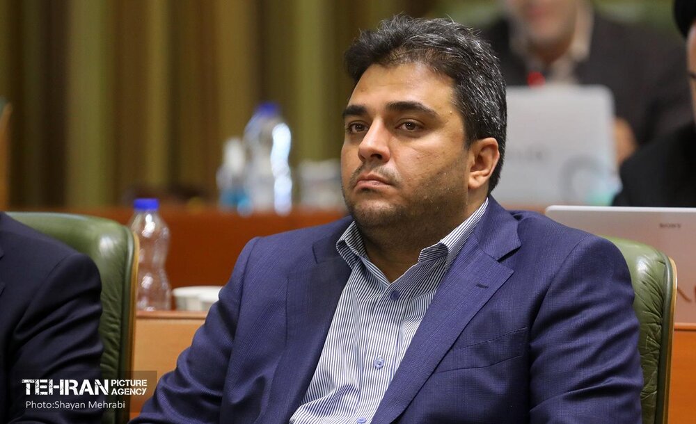 تشکری هاشمی: شهرداری تهران مشخصات اتوبوسهای چینی را به شورا ارائه دهد/ مالکی: تاکسیهای وارداتی به تأیید وزارت صمت رسیده است