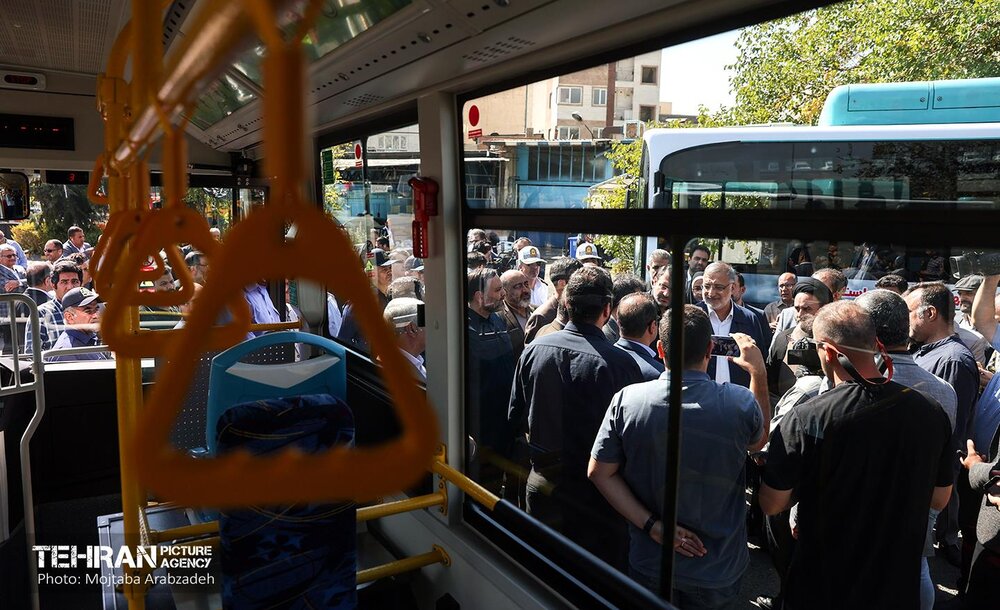 آیین بهره‌برداری از طرح نوسازی و بازسازی ناوگان حمل و نقل عمومی شهر تهران