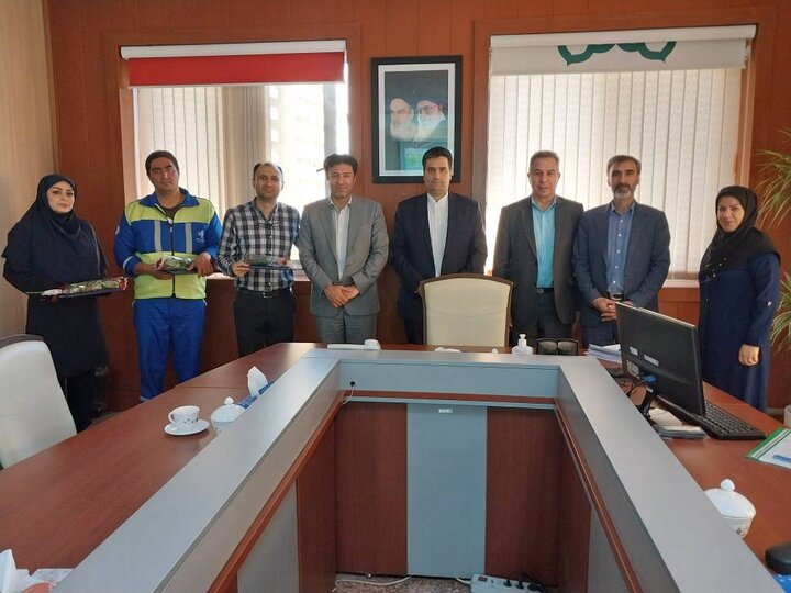 دیدار شهردار منطقه ۷ با ناشنوایان شاغل در منطقه