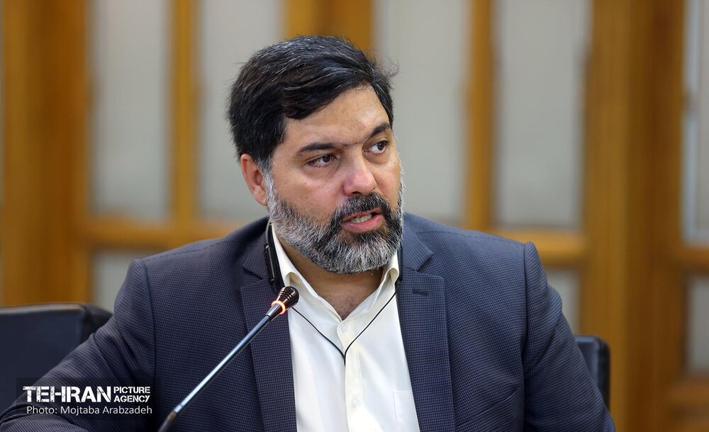 جمعآوری چهار هزار معتاد متجاهر در محله گلشن/ جان باختن ۲۴ شهروند به دلیل وجود ۱۳ دکل برق فشار قوی در خاک سفید