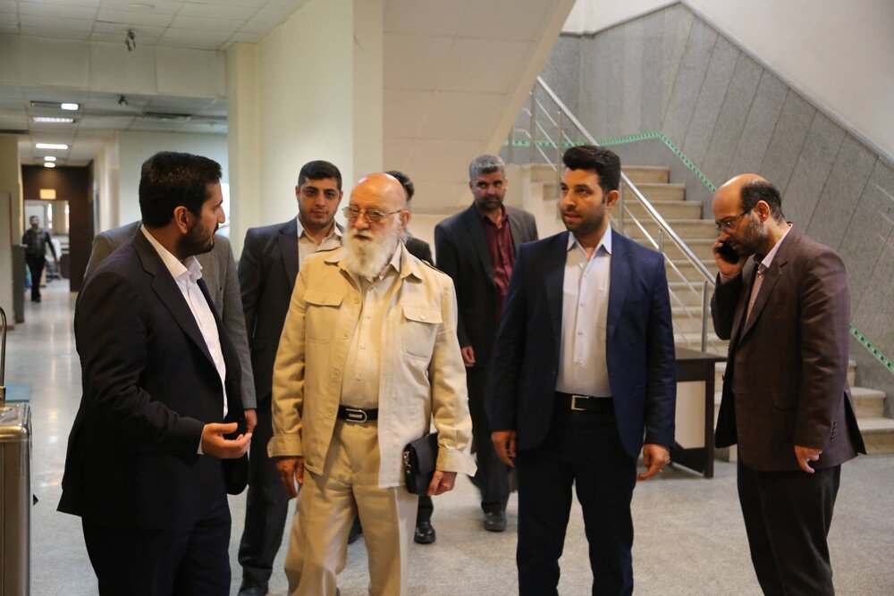 تجلیل از خدام