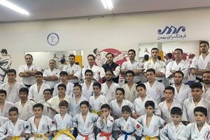 تجلیل از قهرمانان کاراته‌کار نوجوان در فرهنگسرای ولاء