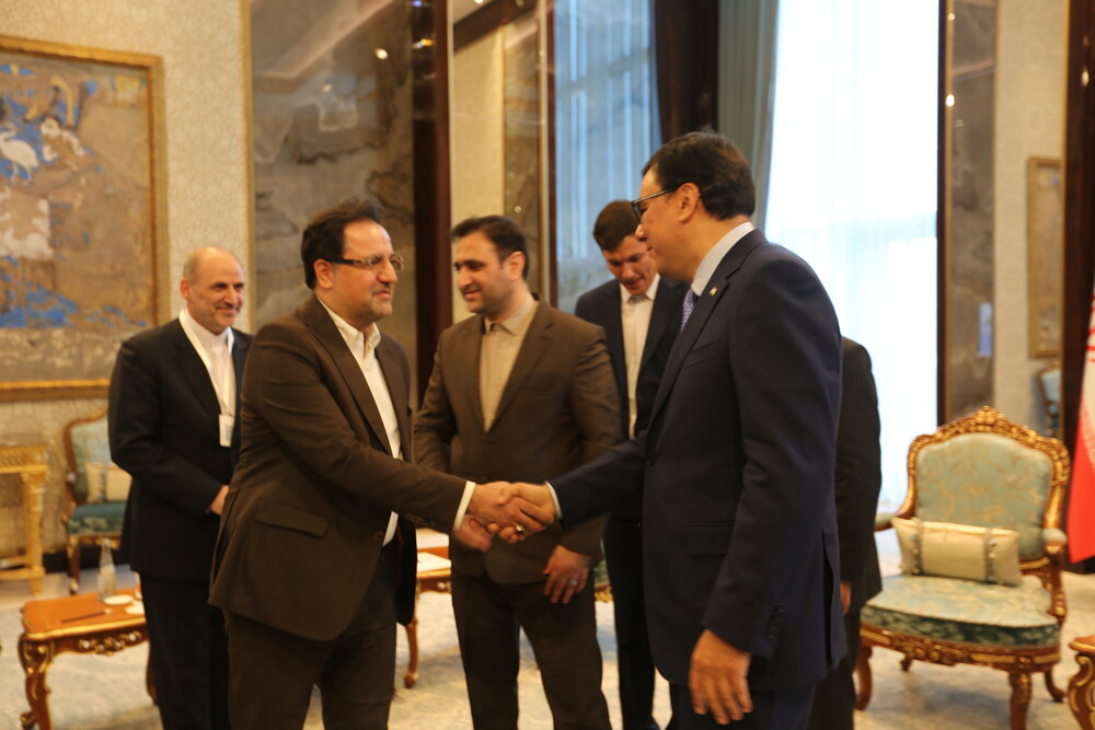 دیدار مدیرعامل شرکت نوسازی عباسآباد با وزیر اکولوژی ازبکستان