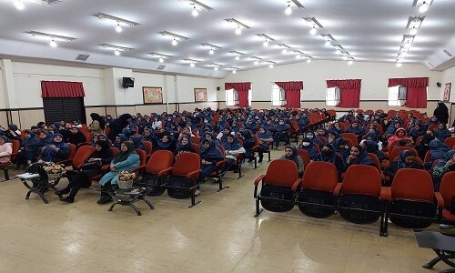 برگزاری مراسم روز دانش‌آموز در مدارس ناحیه۷ منطقه ۵