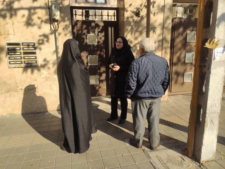برگزاری آموزش روزانه مباحث پسماند به ۷۵ خانوار منطقه ۹