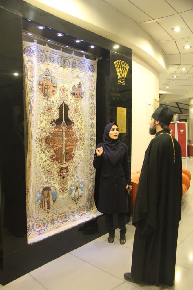 میزبانی معاونت امور بینالملل شهرداری تهران از مقام عالی رتبه کلیسای ارتدوکس روسیه در یک تور شهری
