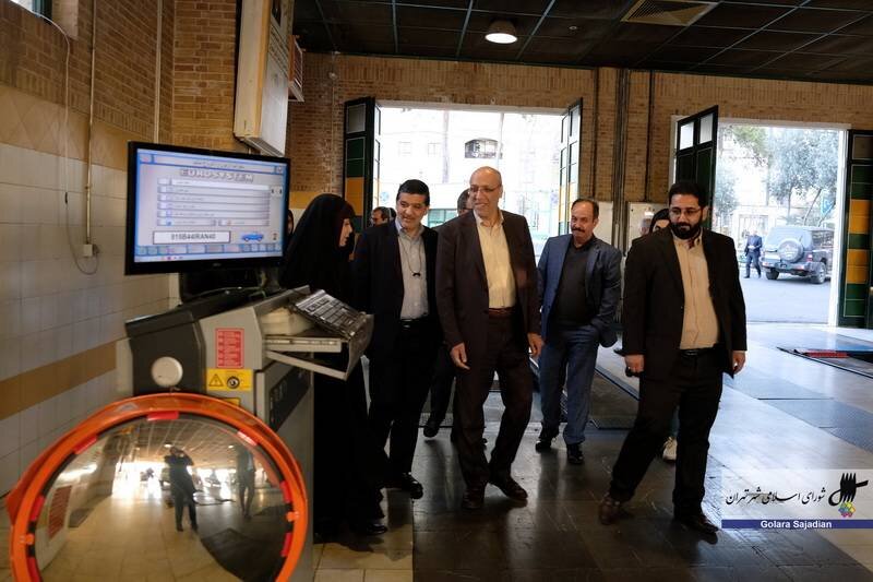 اورهال ۱۰ خط معاینه فنی تهران تا پایان سال/ مخالفت پلیس با صدور گواهی معاینه فنی آنلاین