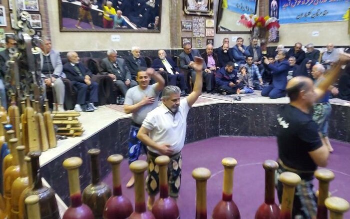 برگزاری مراسم بزرگداشت جهان پهلوان تختی در زورخانه شهدای فرحزاد 