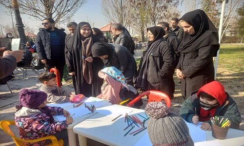 برگزاری مراسم گرامیداشت هفته هوای پاک در بوستان جوانمردان در منطقه ۵ 