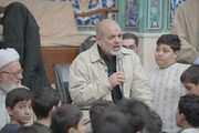 بازدید وزیر کشور از اعتکاف دانش‌آموزان آرمانی مسجد امام موسی کاظم(ع)