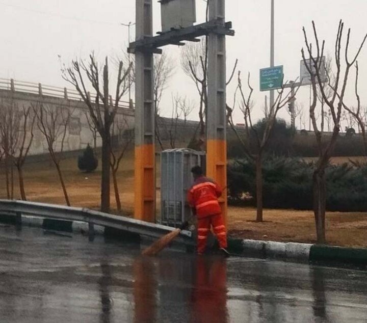 آماده‌باش نیروهای اجرایی و ۱۳۷ منطقه ۲۰ در بارندگی‌های اخیر